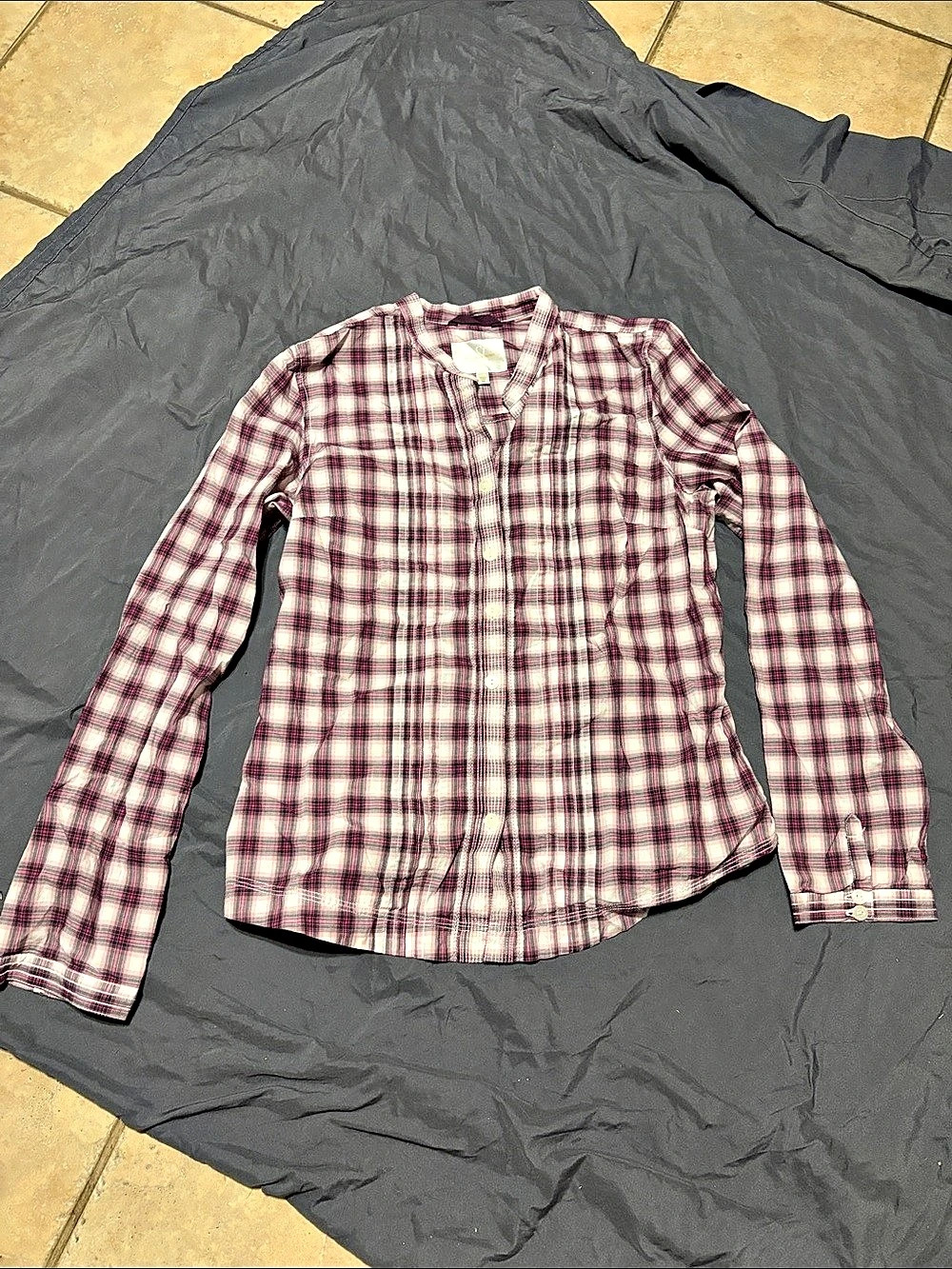 Victoria's Secret Plaid Button Down Shirt in Pink & White Size Medium Like New